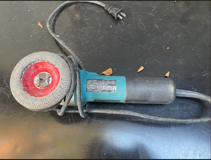 Pulidora Makita GA7021